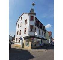 In zentraler Lage, großzügige 3- Zimmerwohnung mit Balkon - Heidelberg Kirchheim