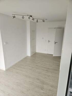 Offener Wohn-/Essbereich - 2 Zimmer Etagenwohnung in Erlangen