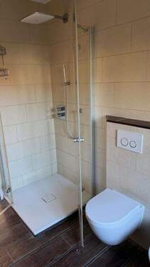 Bad (1) - 4 Zimmer Etagenwohnung in Kassel