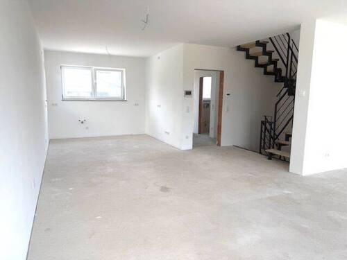 IMG_8798.jpeg - Mehrfamilienhaus, Wohnhaus in Straubing