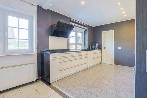 Einbauküche - 5 Zimmer Einfamilienhaus in Biebertal