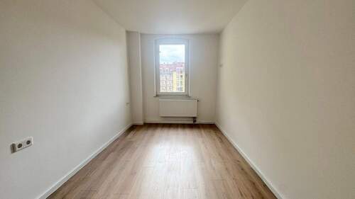 Schlafzimmer.jpg - 2 Zimmer Etagenwohnung zur Miete in Nürnberg