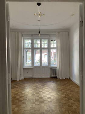 Balkonzimmer - Etagenwohnung mit 94,00 m&sup2; in Berlin zum Kaufen