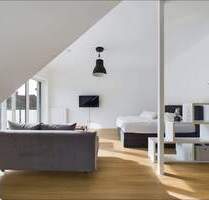 Möbliertes Dachgeschossstudio in zentraler Lage in Aschaffenburg