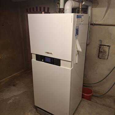 Moderne Brennwertheizung - 