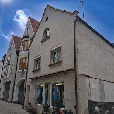 Objektansicht - Schnuckeliges Wohn- und Geschäftshaus in der zentralen Innenstadt von Schwandorf