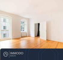 ?? Toplage am Zionskirchplatz: Sanierte 2-Zimmer-Altbauwohnung mit Balkon, EBK und schönen Dielen - Berlin Mitte