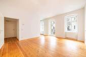 Wohnzimmer - 2 Zimmer Etagenwohnung zum Kaufen in Berlin