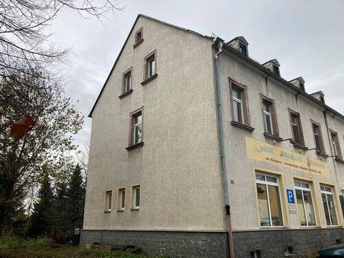 Giebelseite - 5 Zimmer Mehrfamilienhaus, Wohnhaus zum Kaufen in Lichtenau OT Oberlichtenau