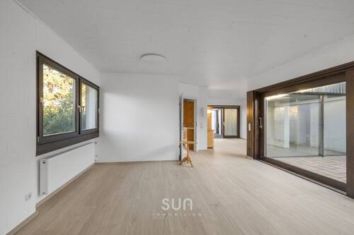 WOHNZIMMER - 