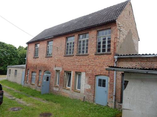 Gebäude Hof - 3 Zimmer Reihenmittelhaus in Strasburg