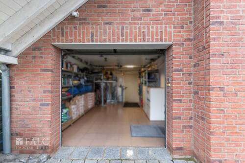 Garage - 