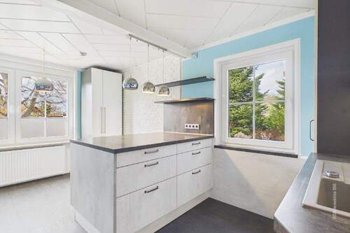 Küche - 7 Zimmer Einfamilienhaus in Hemmoor