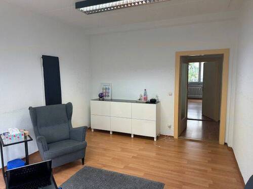 Büroraum 1 - 2 Zimmer Büro zum Kaufen in Fürth