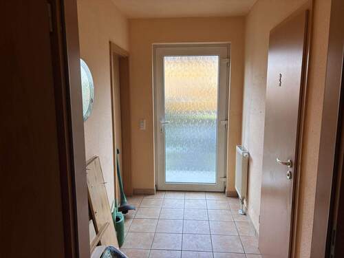 Flur - 5 Zimmer Doppelhaushälfte zum Kaufen in Leipzig