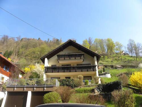 Bild 1 - 3 Familienhaus in Bad Liebenzell