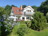 Blick vom Garten - Gepflegtes, vollunterkellertes Architektenhaus, mit sep. ELW.
