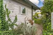 Garten mit Gartenhütte - 