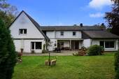 Hausansicht - 8 Zimmer Mehrfamilienhaus, Wohnhaus zum Kaufen in Bergkamen