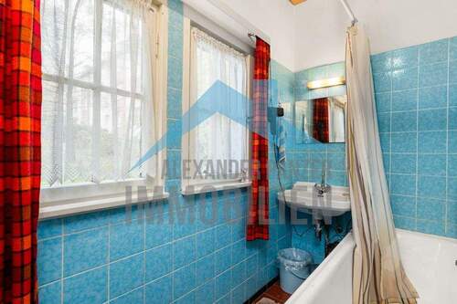 Erdgeschoss - Badezimmer - 