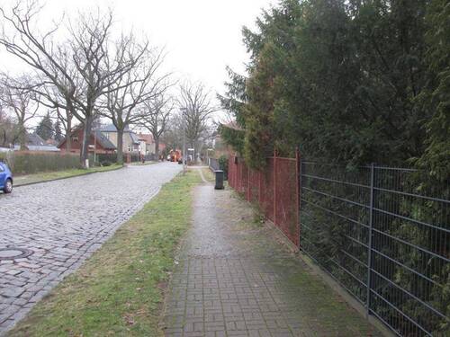 Umgebung - Bungalow mit 100,00 m&sup2; in Berlin zum Kaufen