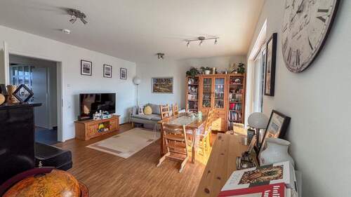 Wohnzimmer - 3 Zimmer Etagenwohnung zur Miete in Dresden