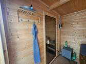 Sauna hinterm Haus - 