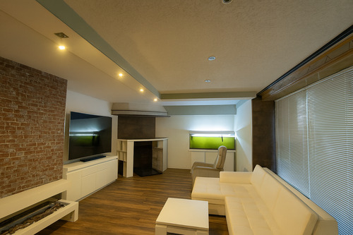 Wohnzimmer Vorderhaus - Einfamilienhaus mit 456,00 m&sup2; in Bad Lausick zum Kaufen