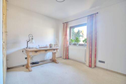 Kinder-/Gäste-/Arbeitszimmer 2 - 