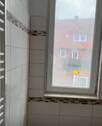 Bad mit Dusche und Fenster - 3 Zimmer Etagenwohnung zur Miete in Sarstedt