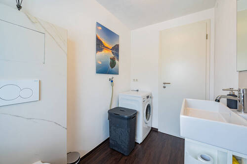 Gäste-WC mit WaMa Anschluß - 