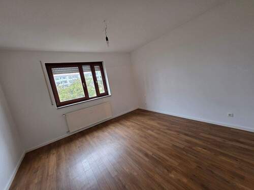 Schlafzimmer - 3 Zimmer Etagenwohnung in Unterhaching