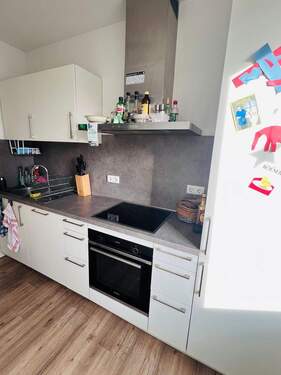 Küche, Herd, Dunstabzugshaube - 