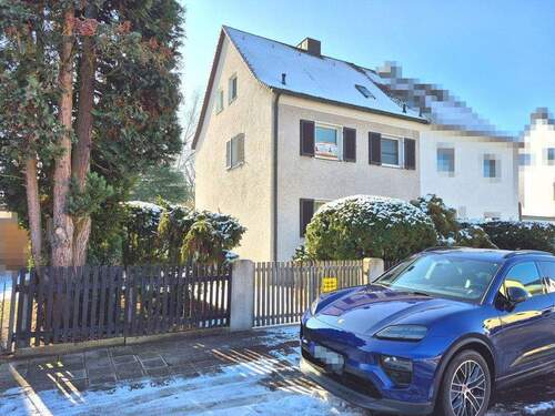 Ansicht - Charmante Doppelhaushälfte mit geschmackvoll und idyllisch angelegtem Garten, Garage uvm. zu verkaufen.