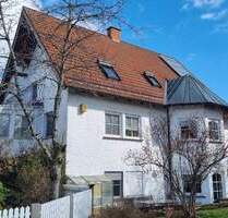 Traumhaft schön gelegenes Einfamilienhaus mit Einliegerwohnung! - Geroda Platz