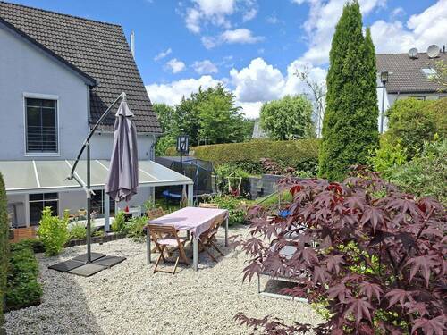 Haus-/Gartenansicht - 