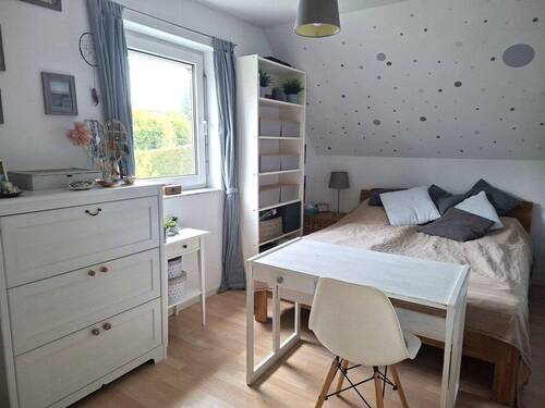 Schlafzimmer 2 - 