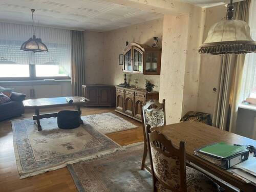 Wohn-/Esszimmer im EG - 