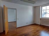 Nebenzimmer 1 - 3 Zimmer Büro in Eggenfelden