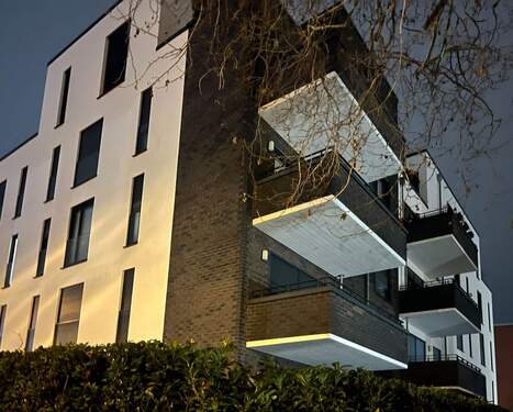 Rückfront Haus - 3 Zimmer Etagenwohnung in Offenbach am Main