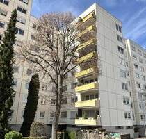 Freie 3 ½-Zimmer Eigentumswohnung - Stuttgart Giebel