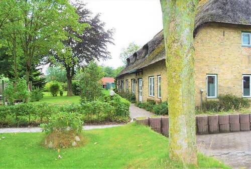 Ansicht - 8 Zimmer Mehrfamilienhaus, Wohnhaus in Drage