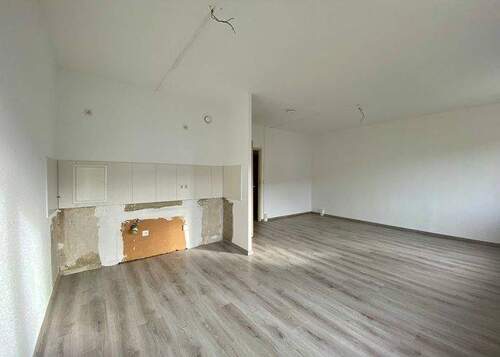 Küche - Etagenwohnung mit 32,70 m² in Oschersleben zur Miete