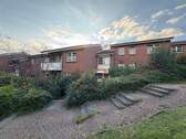 kleine Wohneinheit - Gepflegte 2-Zimmer-Wohnung mit sonniger Loggia in Kiel-Dietrichsdorf - jetzt investieren!