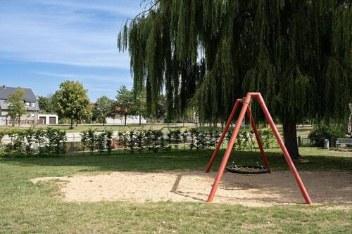 Spielplatz Dorfplatz - 