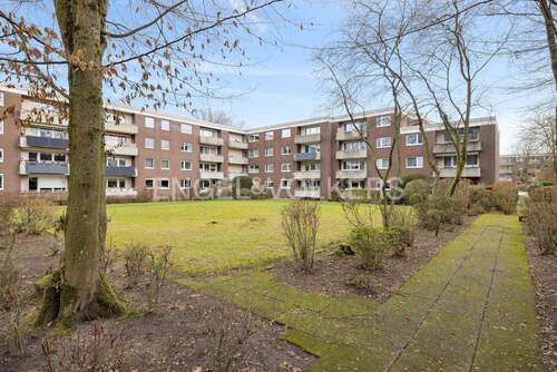 Westansicht Winter mit Gemeinschaftsgarten - 