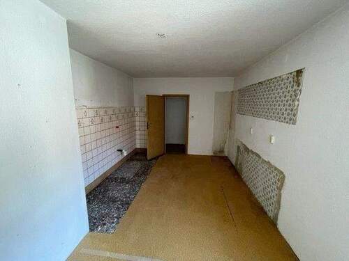 4.jpg - Einfamilienhaus mit 180,00 m&sup2; in Weißenfels zum Kaufen