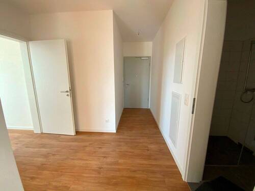 Flurbereich - Etagenwohnung mit 81,00 m&sup2; in Zöllnitz zur Miete