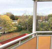 Große Familienwohnung mit Balkon - Borna