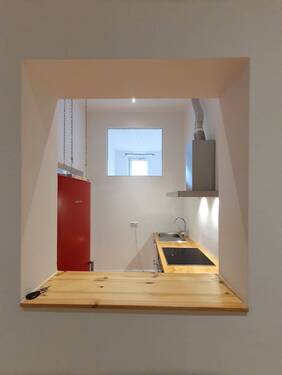 Küche mit Durchreiche - 